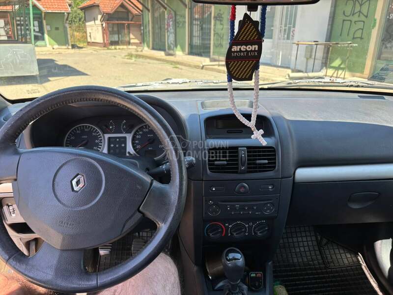 Renault Clio 