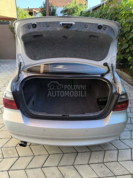 BMW 318 318i