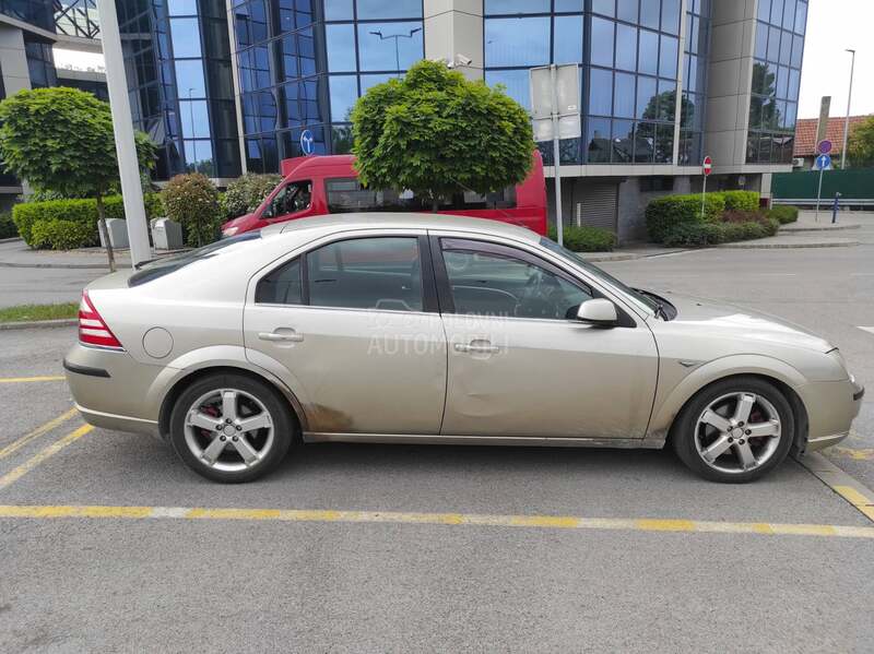 Ford Mondeo 