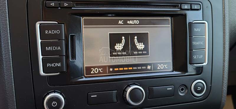 Volkswagen Touran 2.0tdi/NA.VI