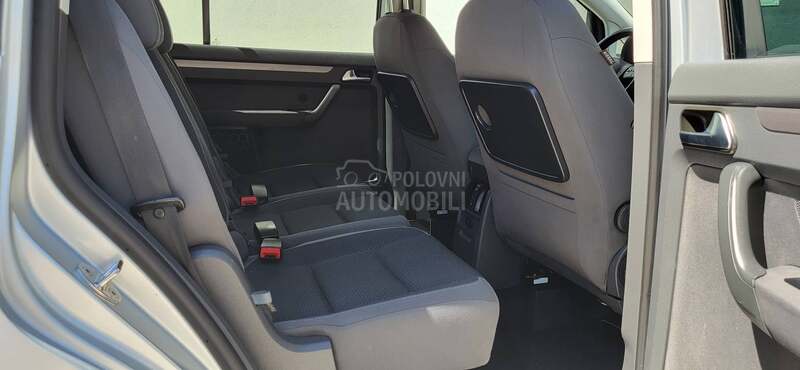 Volkswagen Touran 2.0tdi/NA.VI