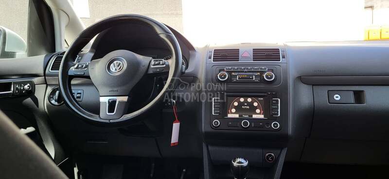 Volkswagen Touran 2.0tdi/NA.VI