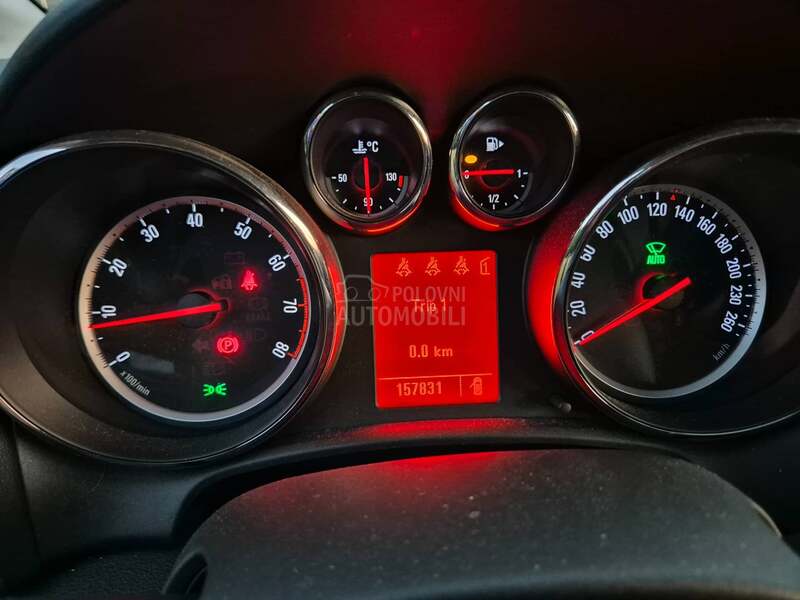 Opel Astra J 1.6