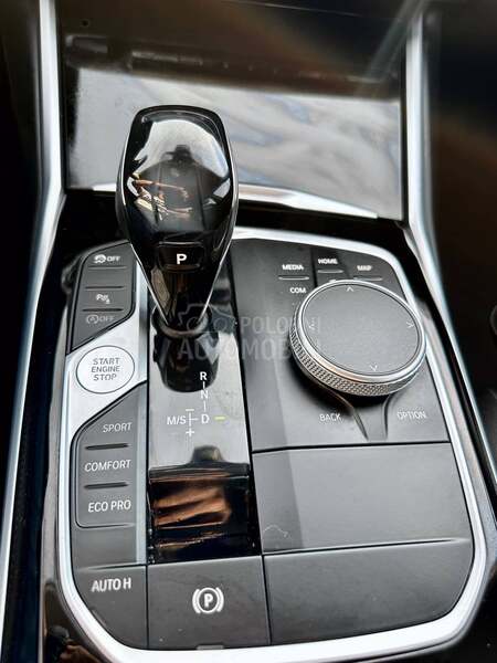 BMW 318 D