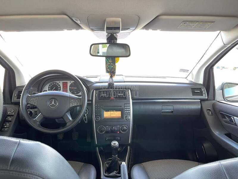 Mercedes Benz B 200 cdi/koza/6brz