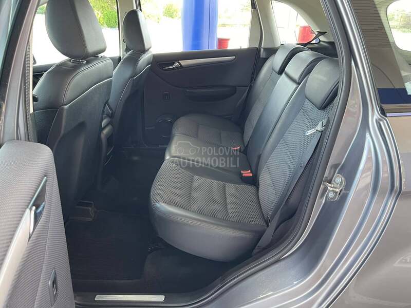 Mercedes Benz B 200 cdi/koza/6brz