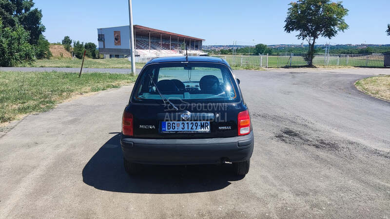 Nissan Micra 