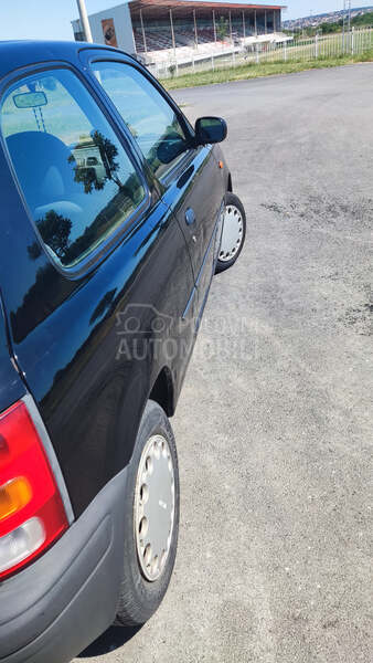 Nissan Micra 