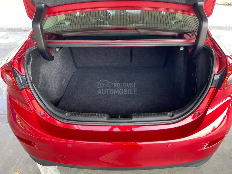 Mazda 3 SKYACTIV LED/NAV/KOŽ
