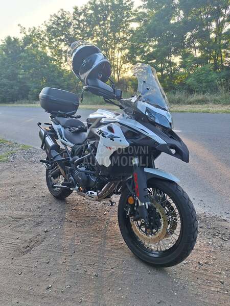 Benelli trk502x