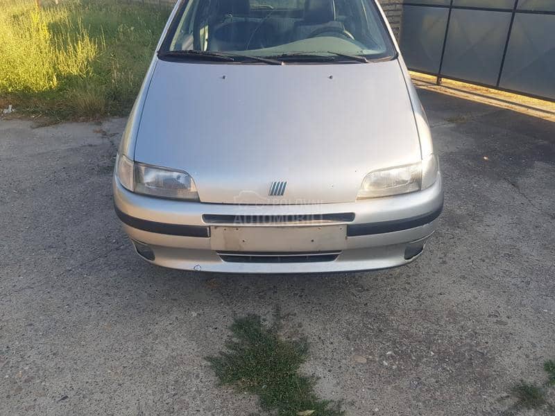 Fiat Punto 11 I 1998. god. -  kompletan auto u delovima