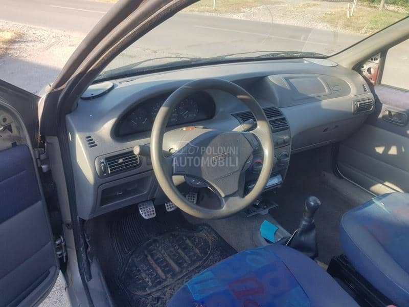 Fiat Punto 11 I 1998. god. -  kompletan auto u delovima