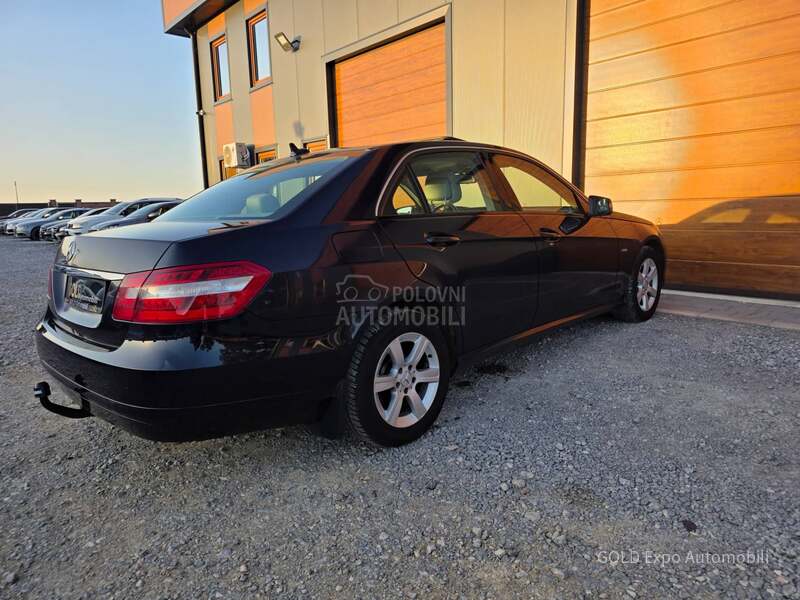 Mercedes Benz E 200 2.1CDi AUT FUL KOZA