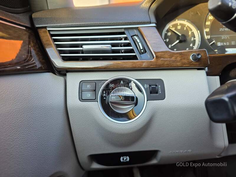 Mercedes Benz E 200 2.1CDi AUT FUL KOZA