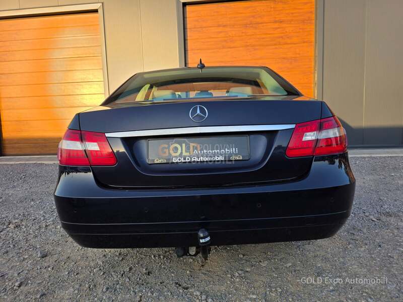 Mercedes Benz E 200 2.1CDi AUT FUL KOZA