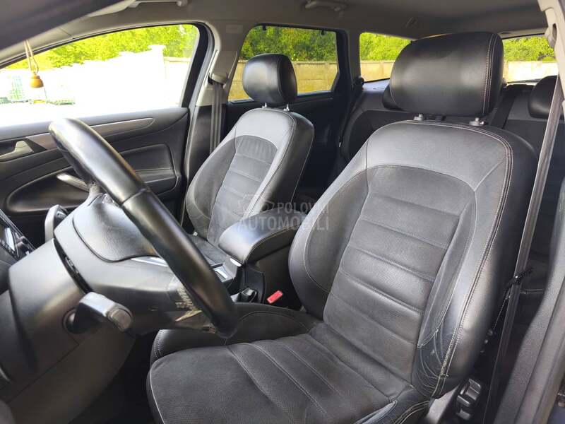 Ford Mondeo TITANIUM F U L L