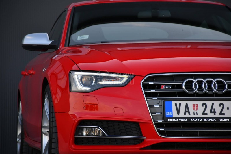 Audi S5 3.0 TFSI / V6 / CH