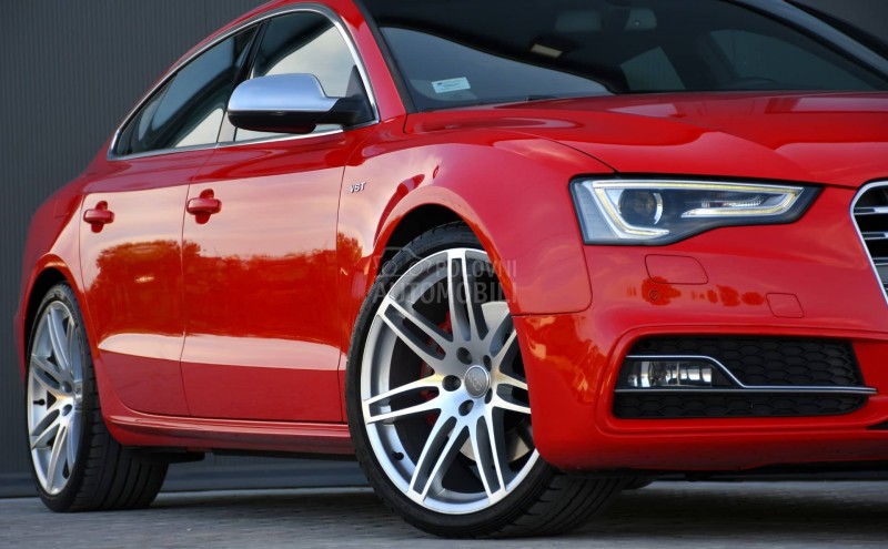 Audi S5 3.0 TFSI / V6 / CH