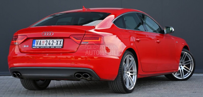 Audi S5 3.0 TFSI / V6 / CH