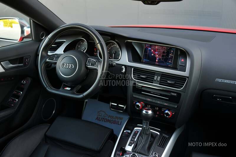 Audi S5 3.0 TFSI / V6 / CH