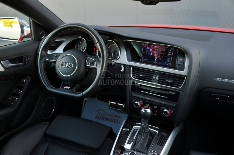 Audi S5 3.0 TFSI / V6 / CH