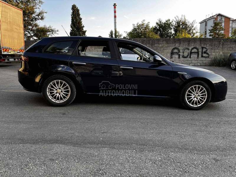 Alfa Romeo 159 
