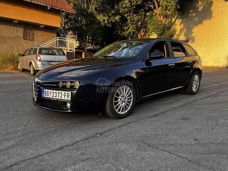 Alfa Romeo 159 