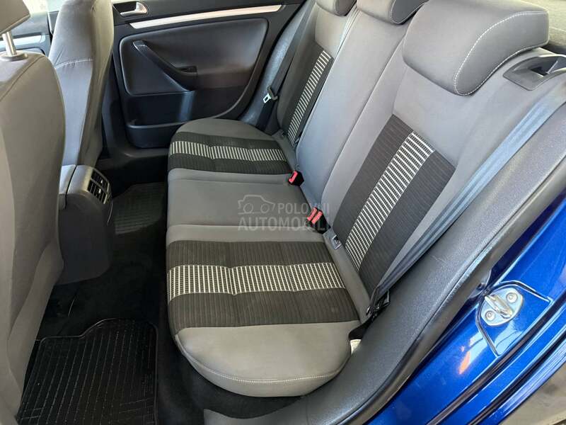 Volkswagen Golf 5 