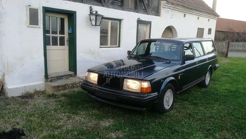 Volvo 245 