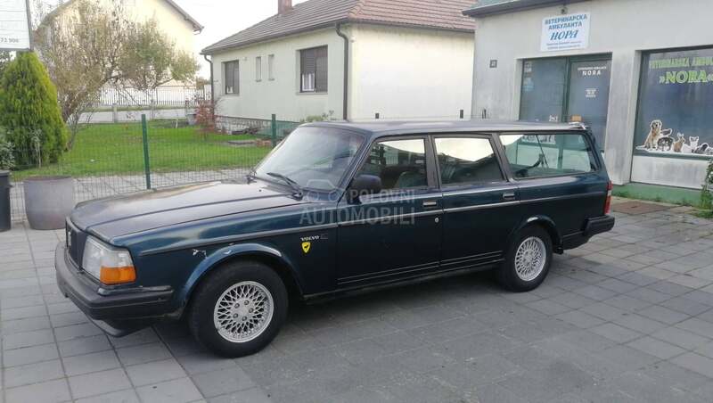 Volvo 245 