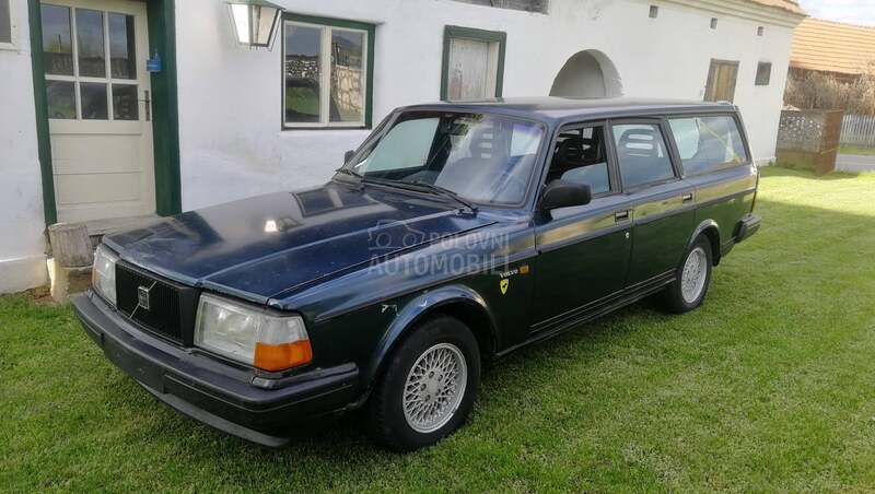 Volvo 245 