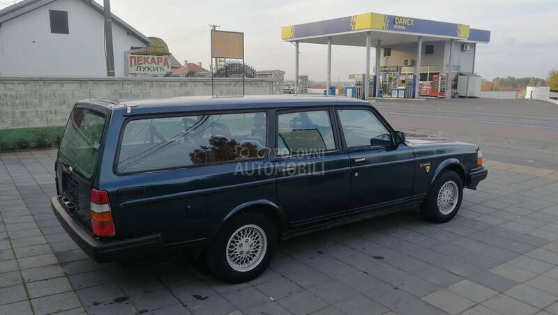 Volvo 245 