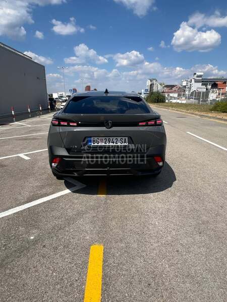 Peugeot 408 1.6 Allure  215hp