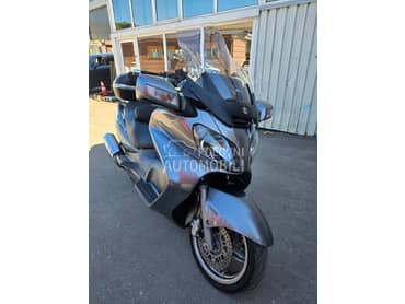 Suzuki Burgman 650 executive