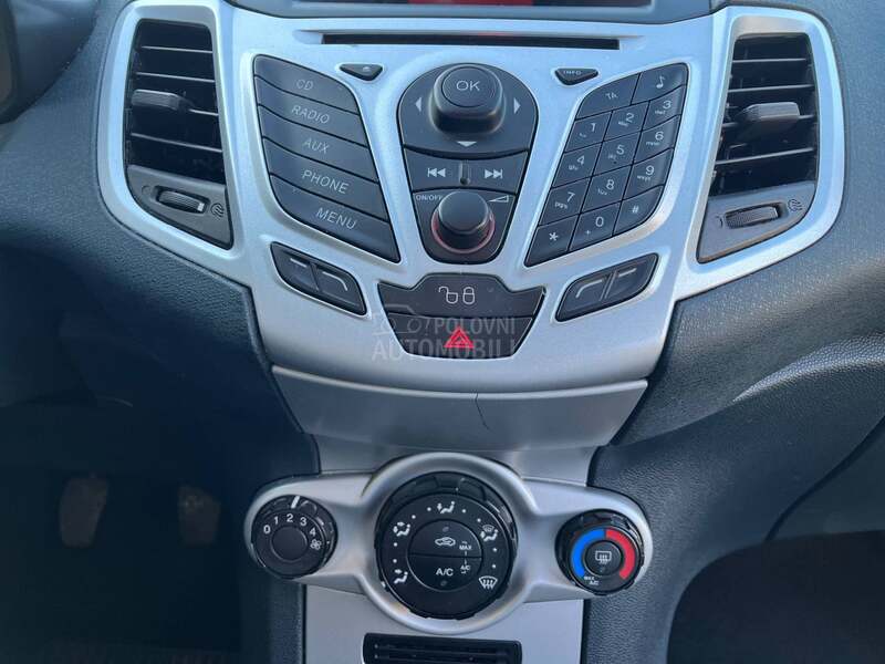 Ford Fiesta 1.4 OČUVANA 2012 CH
