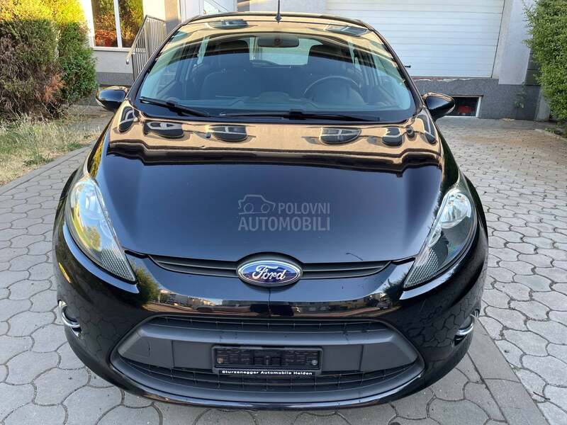 Ford Fiesta 1.4 OČUVANA 2012 CH