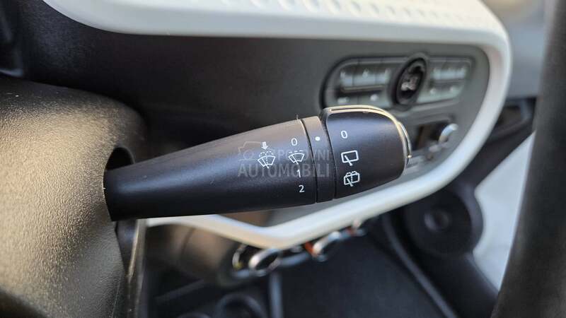 Renault Twingo M.F VOLAN/TEMP/A.C