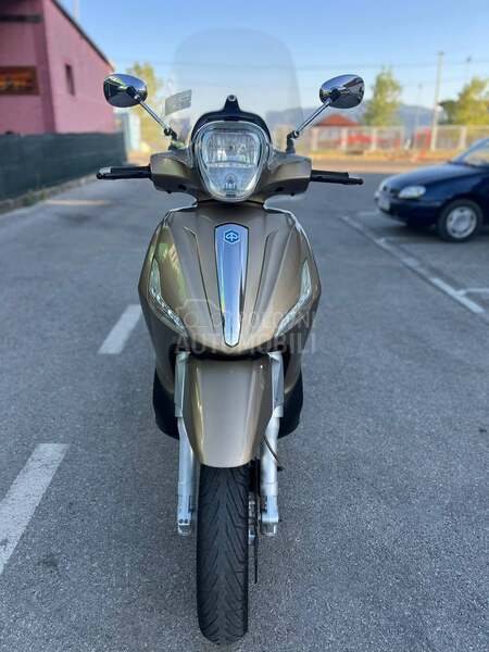 Piaggio Beverly