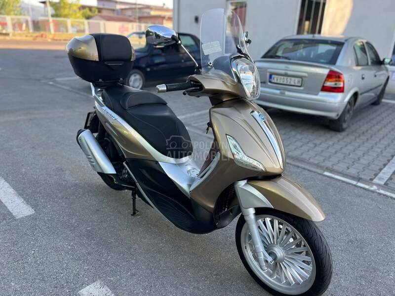 Piaggio Beverly