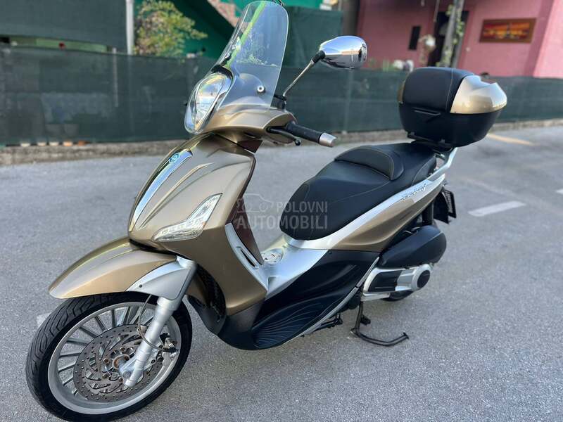 Piaggio Beverly