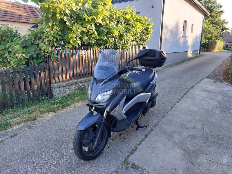 Yamaha Xmax X Max 250