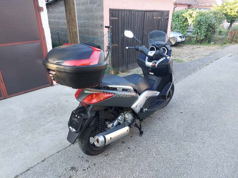 Yamaha Xmax X Max 250
