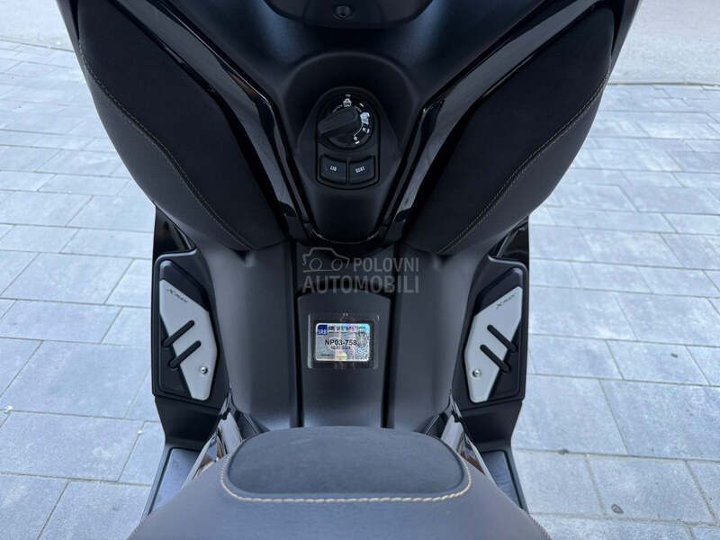 Yamaha Xmax 300 TechMax 2025