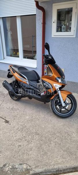 Gilera RUNNER  ST 125 CH