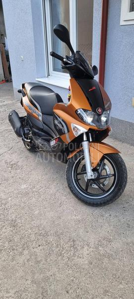 Gilera RUNNER  ST 125 CH