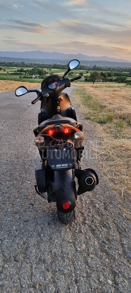 Gilera RUNNER  ST 125 CH