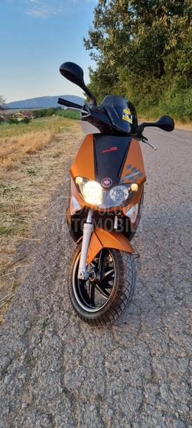 Gilera RUNNER  ST 125 CH