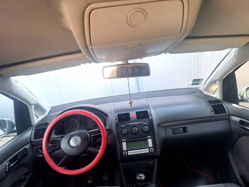 Volkswagen Touran 2.0tdi
