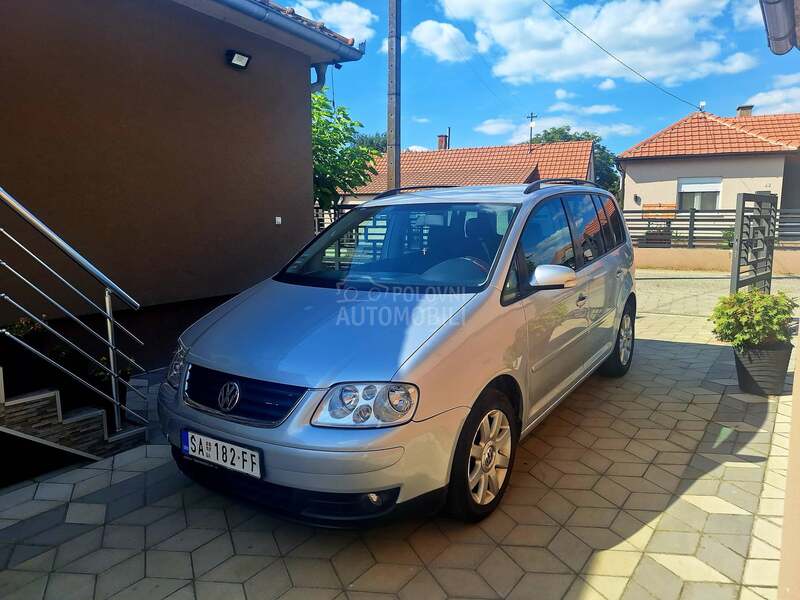 Volkswagen Touran 2.0tdi