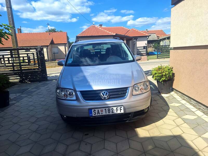 Volkswagen Touran 2.0tdi